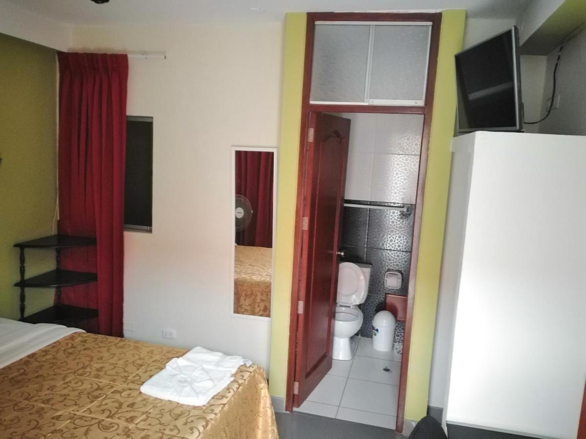 Hotel Plaza Bolognesi 344 Трухільйо Екстер'єр фото