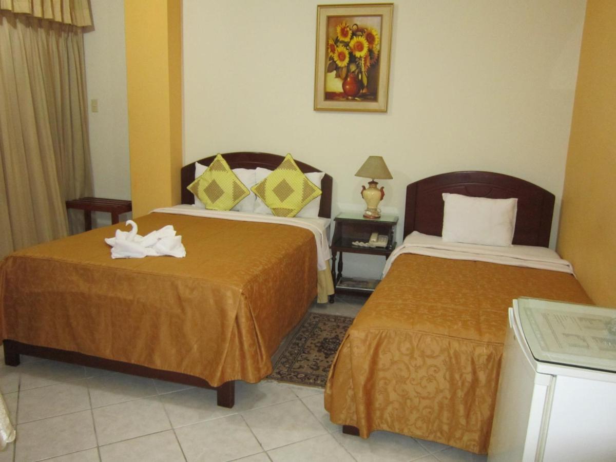 Hotel Plaza Bolognesi 344 Трухільйо Екстер'єр фото