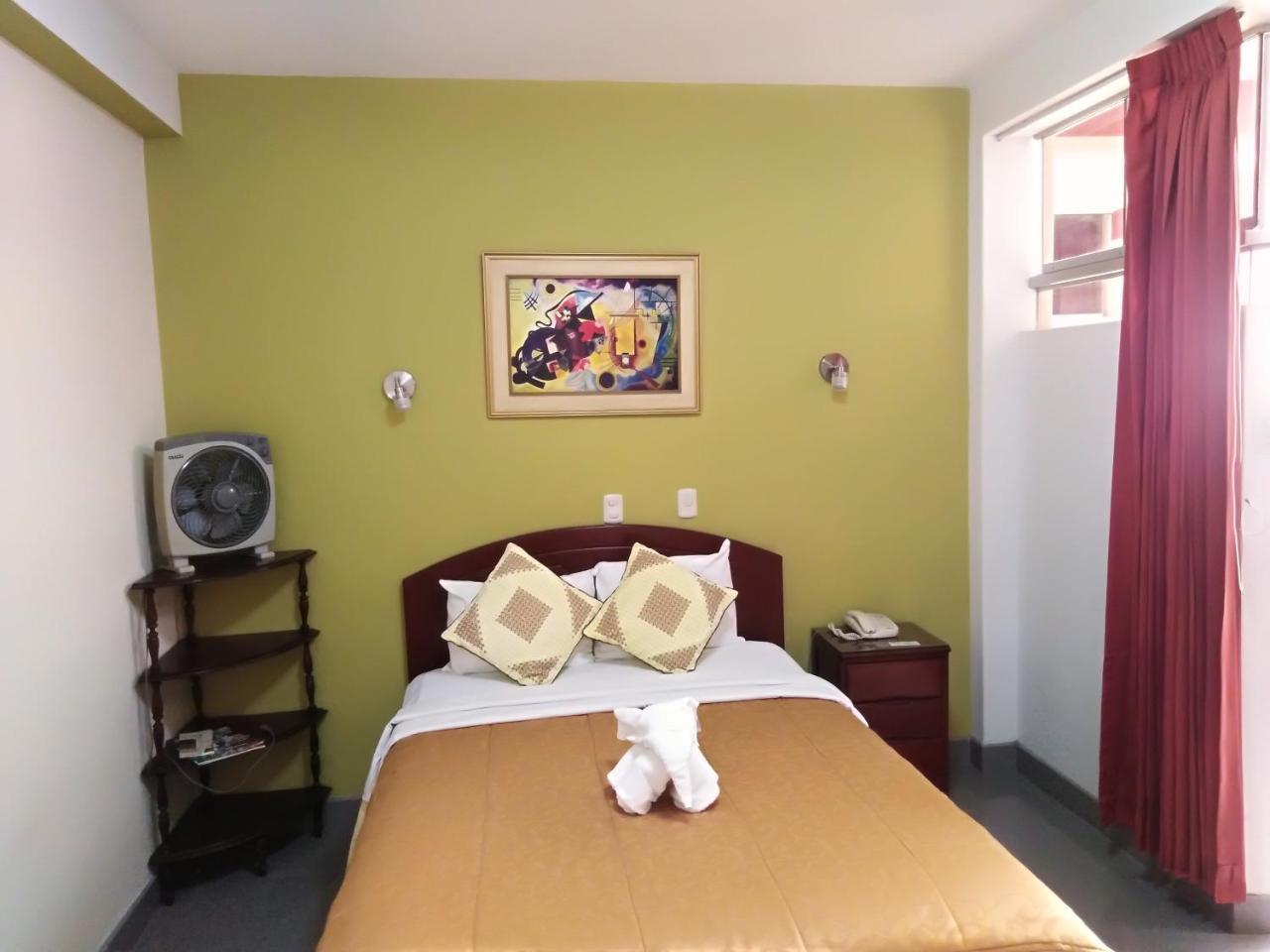 Hotel Plaza Bolognesi 344 Трухільйо Екстер'єр фото