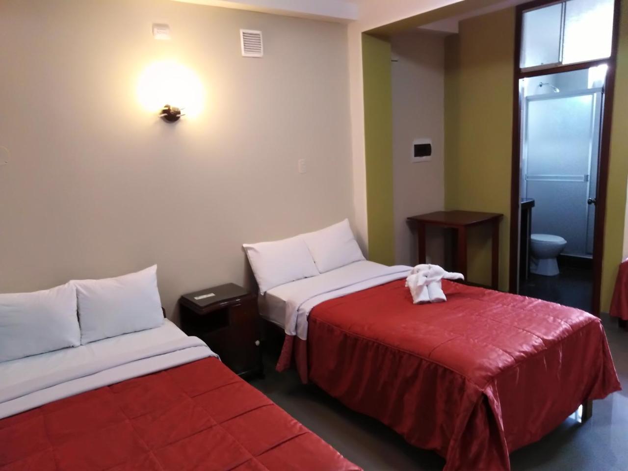 Hotel Plaza Bolognesi 344 Трухільйо Екстер'єр фото